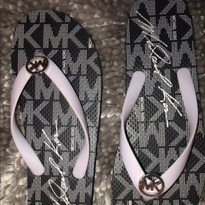 Michael Kors Flip Flop